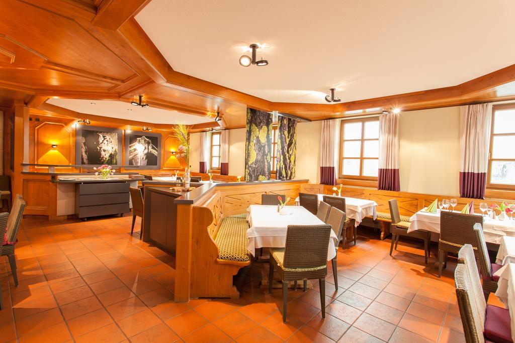 Hotel Restaurant Jaegerhof Weisendorf Exteriér fotografie